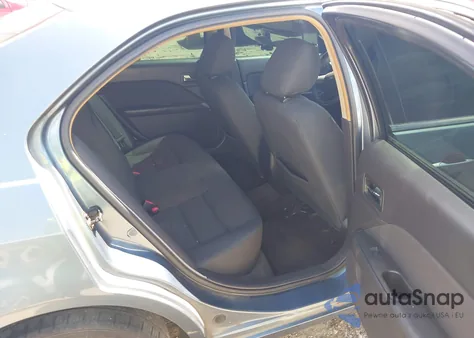 2011 Ford Fusion Se z USA, uszkodzony, nr VIN 3FAHP0HA4BR203008